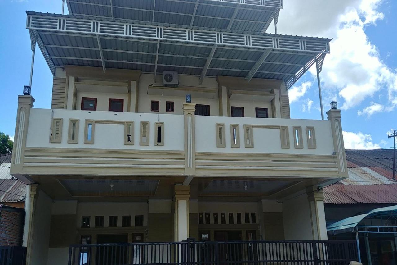Oyo 2220 Pink'S Guest House Tarutung Exterior foto